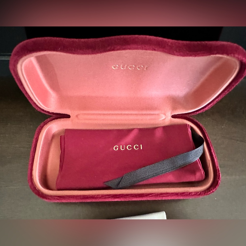 GUCCI Black & Smoke Square Sunglasses - Picture 8 of 11